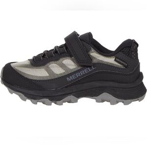 Merrell Black and Gray Sneakers Rugged Outdoor Design